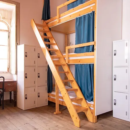 Tilia Hostel Faro