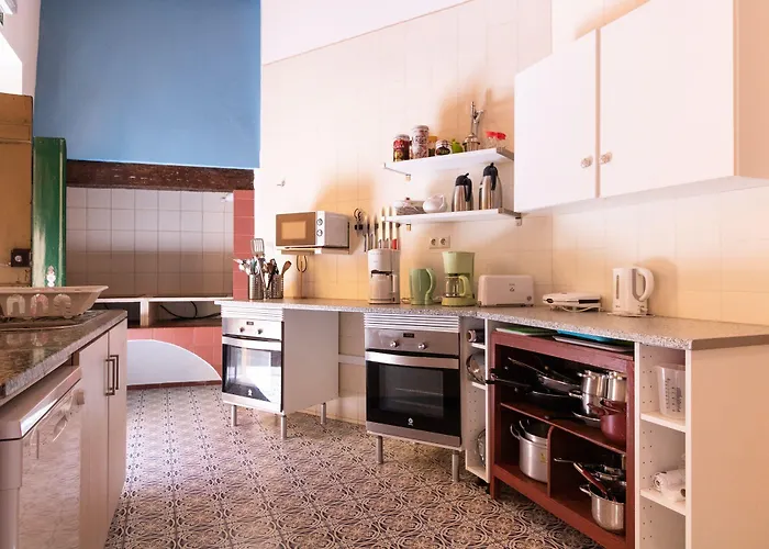Tilia Hostel Φάρο