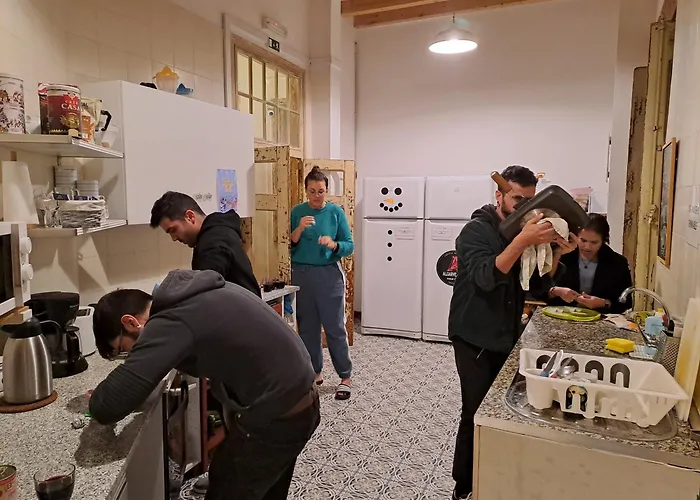 Tilia Hostel Φάρο