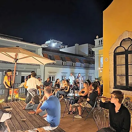 Auberge de jeunesse Tilia *